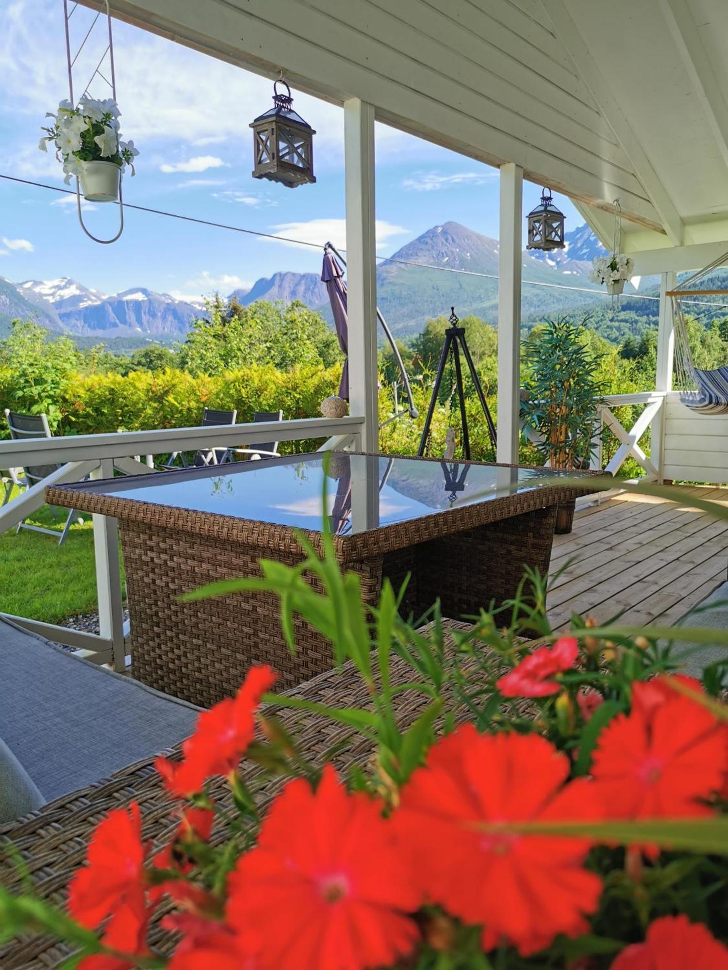 Apartment Dreamvalley Isfjorden Dış mekan fotoğraf